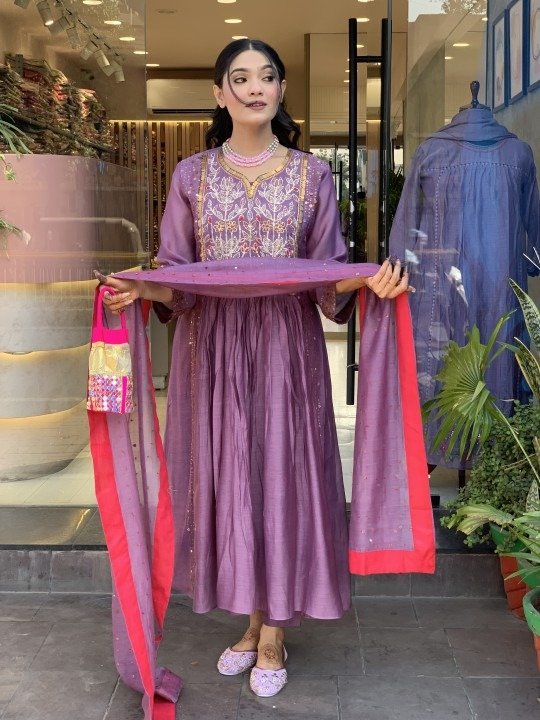 imgi_2_1754407951_2297 imgi_2_1754407951_2297