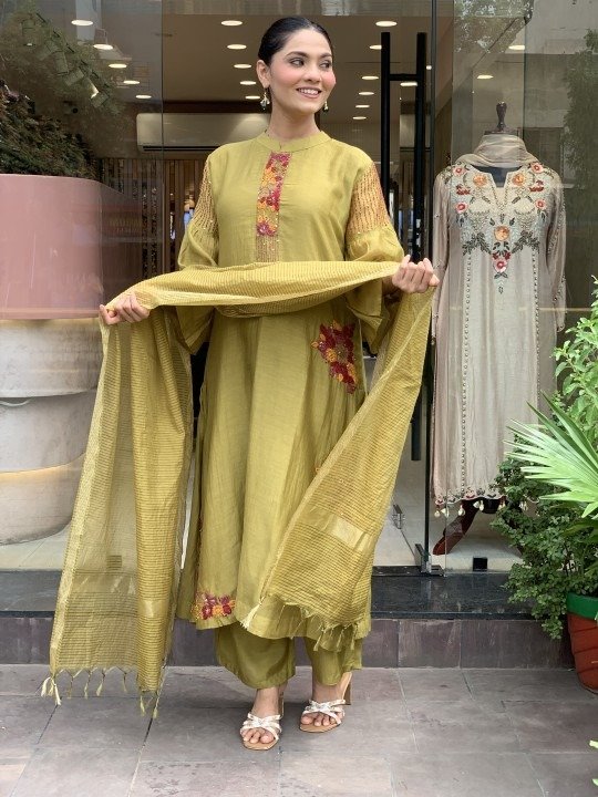 imgi_3_1754456585_9627 imgi_3_1754456585_9627