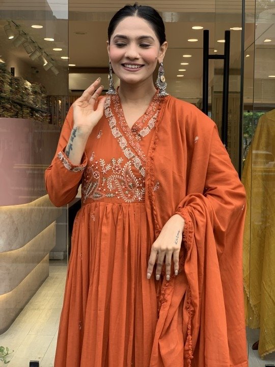 imgi_5_1754477258_7442 imgi_5_1754477258_7442