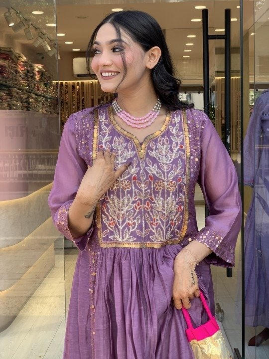 imgi_6_1754407954_3290 imgi_6_1754407954_3290